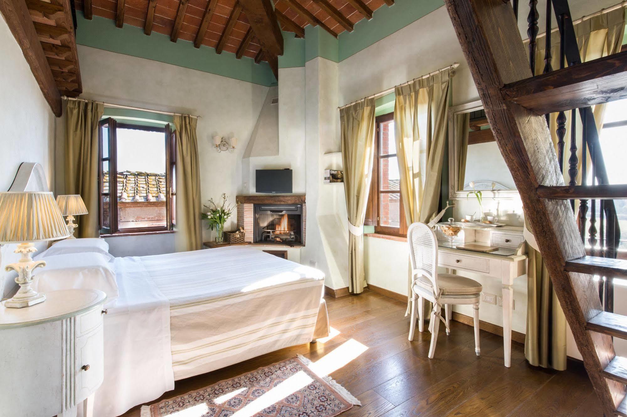 Relais La Leopoldina Hotel Bettolle Ngoại thất bức ảnh